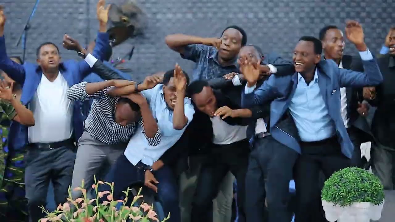 NASHIBA ROHONI BY SHEMU&BUSHAKE FAMIL (official Video)