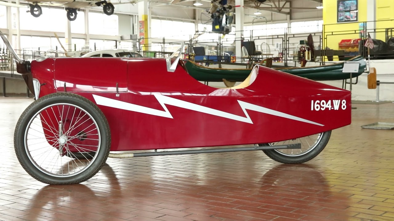 Inside Lane - 1930 L'Eclair