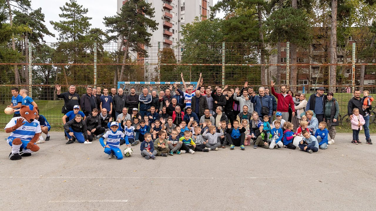 Druženje s navijačima na Vijencu Ivana Meštrovića