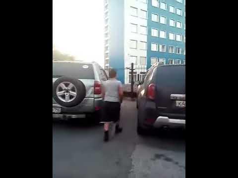 Пацан курит в 8 !шок!!!!! - YouTube