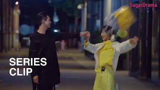 They Dance to the Music in the Street | Go Go Squid! | Li Xian, Yang Zi | Chinese Drama