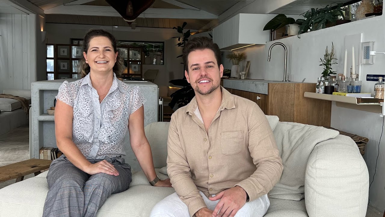 Uma casa quase dentro do mar! 💙 CASA BRISA | Gabriel Bordin