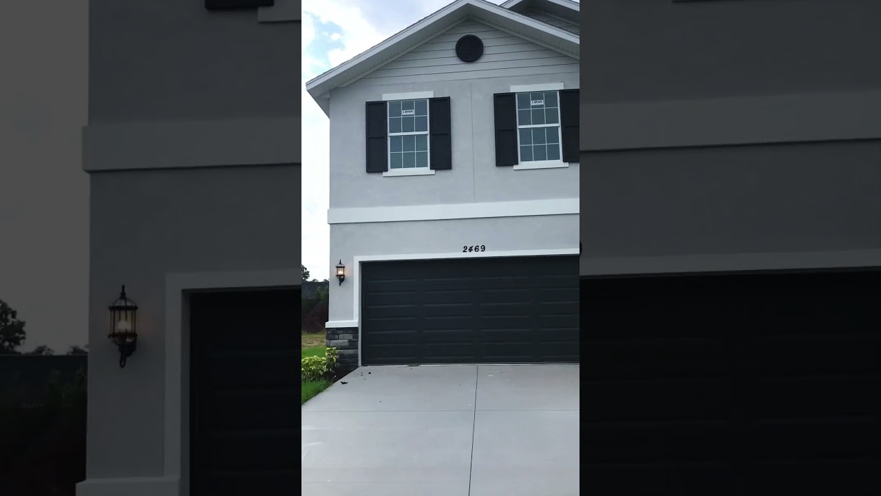 New home construction in Seffner, Florida 