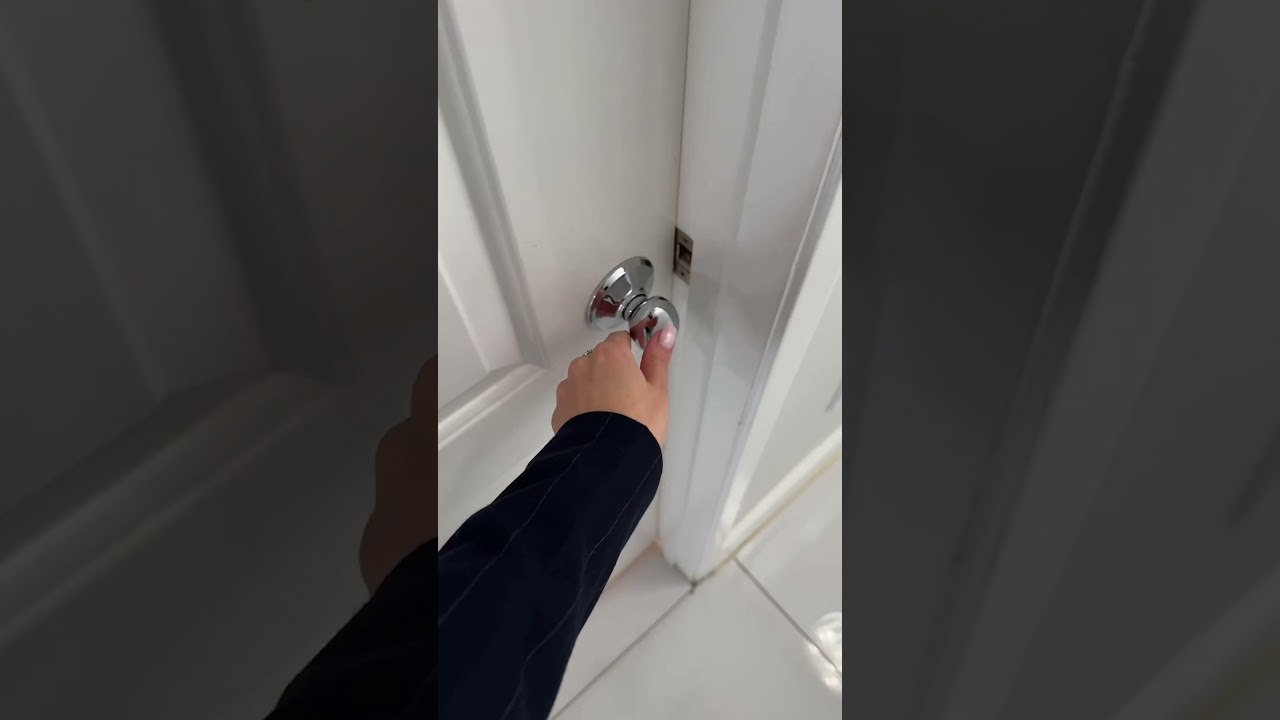 Lash lift for @guliya_grand by Lena at Peonies Lashes. Studio City, CA