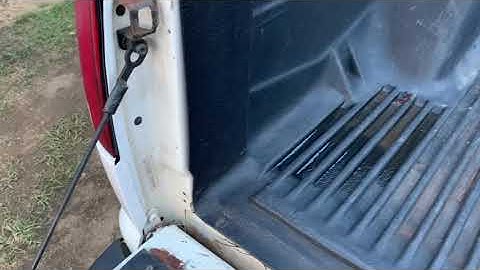 1999-2004 Chevrolet S10 Taillight Removal