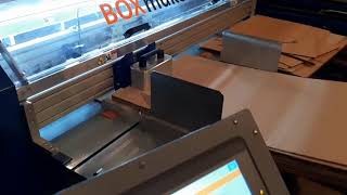 BOXmaker,automatic feeding