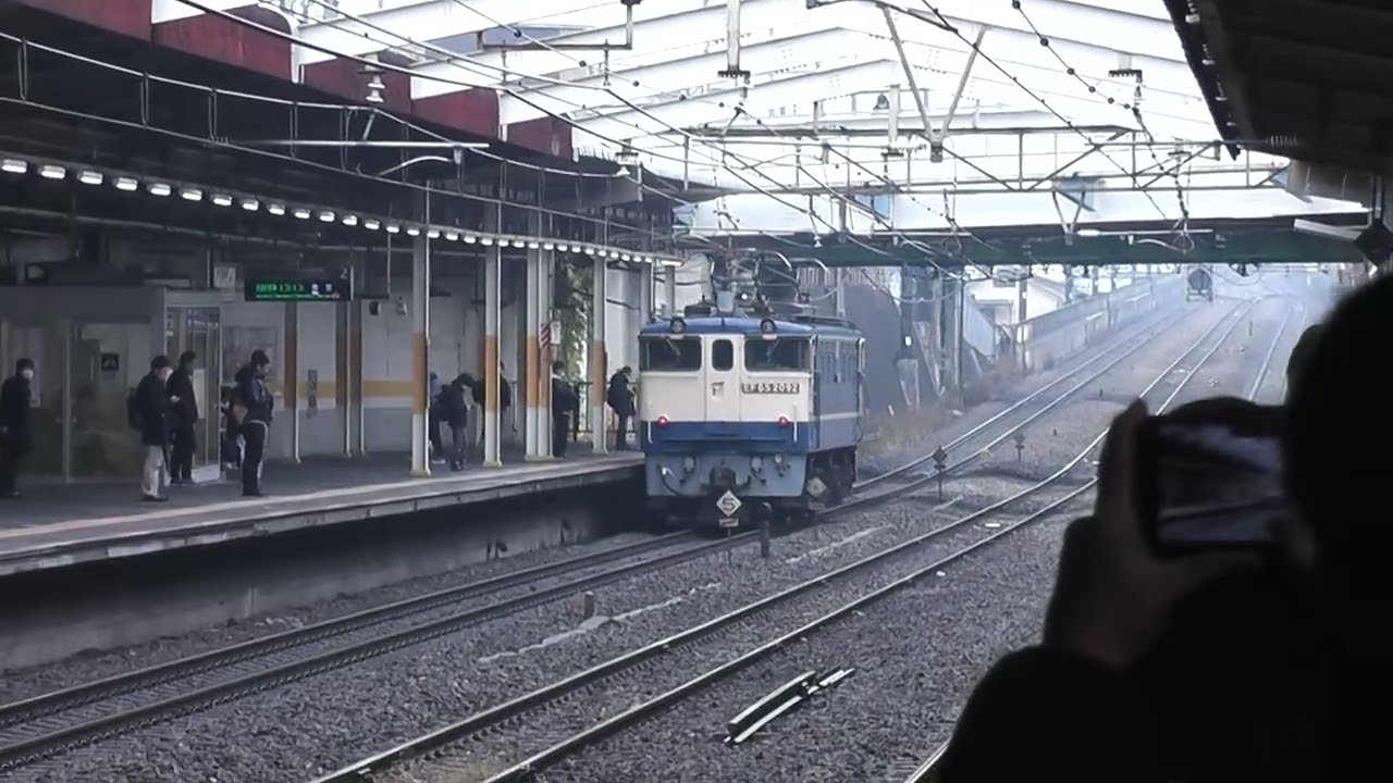 EF65-2192　西武101系甲種輸送に伴う単機回送　新秋津駅通過