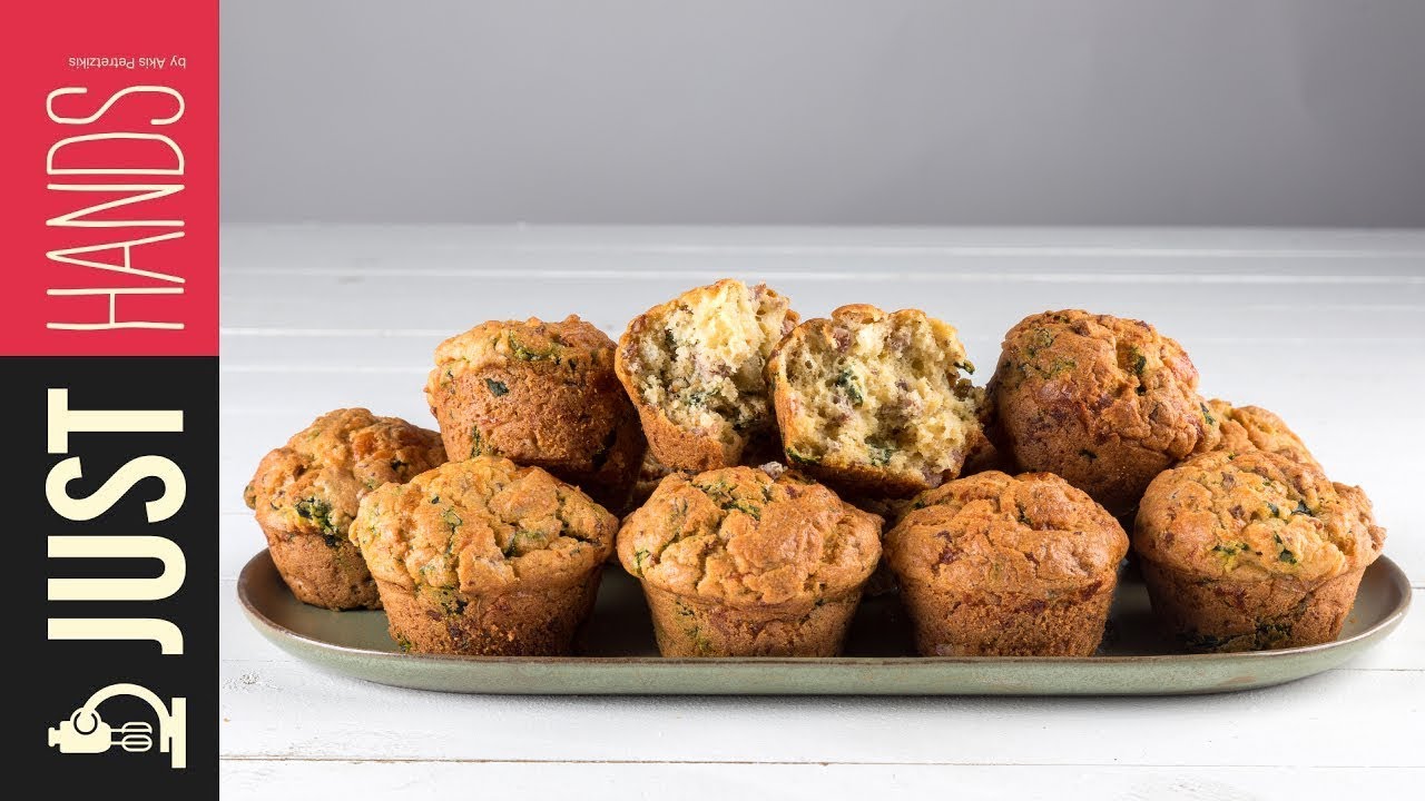 Savory muffins | Akis Petretzikis