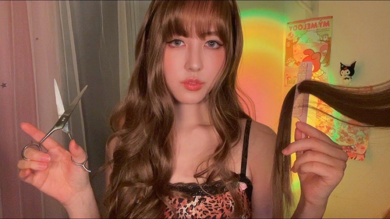 ASMR Gyaru girl’s hair salon Roleplay💖'This girl...Trying to seduce me?!'