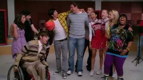 Glee - Lean On Me