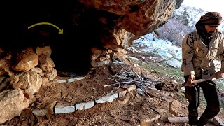 I Made a Cave Shelter Using Stone and Mud Mortar With PRIMITIVE METHODS| Winter Camping