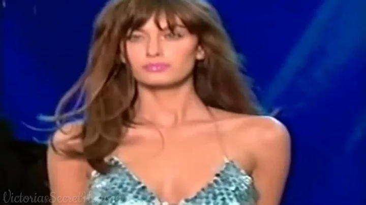 [HD] Rhea Durham - Victoria's Secret Runway Walks ...