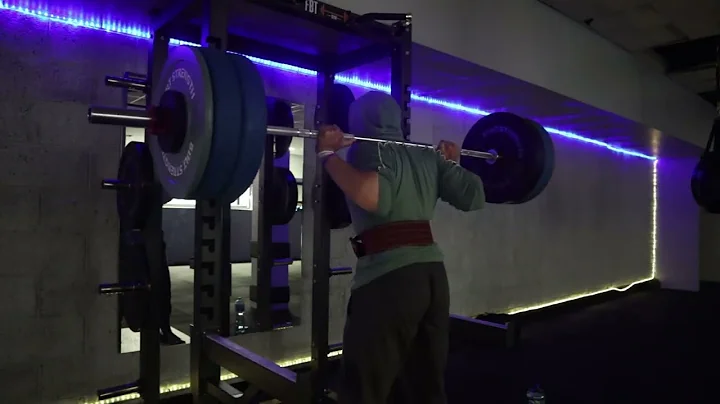 Valentin Peter - Squats