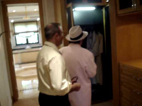 Eddy Wally - Amor (Is In Da House) / Como Mercador Eddy Wally - Amor (Is In Da House) / Como Mercador
