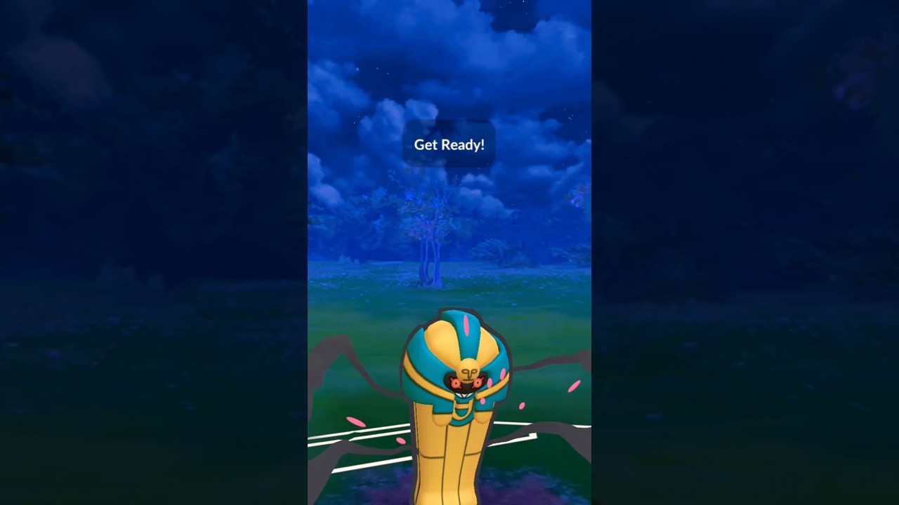 "Cofagrigus dominates the battlefield in GO Battle League👻🌟 