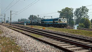 Twin Tuglakabad WDP4D Lead 22656 Hazrat Nizamuddin - Ernakulam SF Express #indianrailways