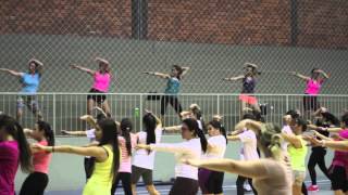 Zumba Fitness - Instrutora Carolina Barbosa