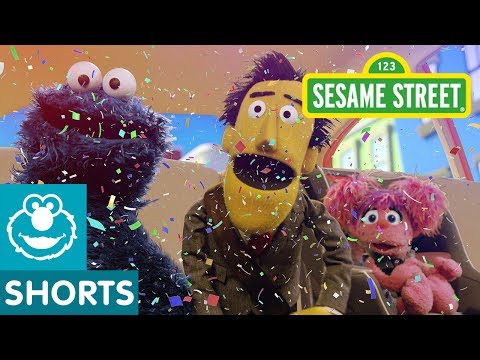 Sesame Street Abby And Cookie Monster Play Smiley Says Car Game 1