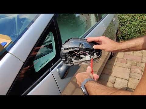 How to replace Toyota Prius III Side Mirror Indicator Turn Signal Light Lamp in less then 10 minutes
