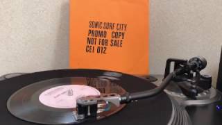 Sonic Surf City - Surf City (7inch) - YouTube