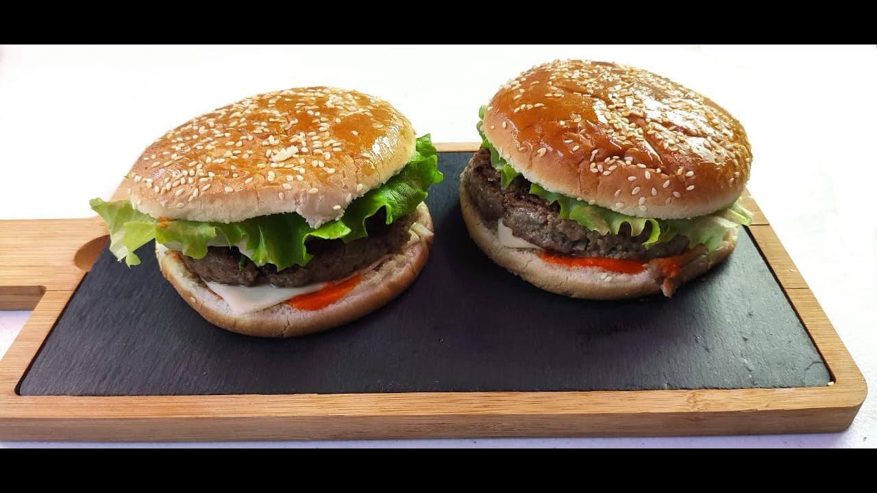 Домашний бургер, рецепт от Gala Kitchen. Осторожно, так вкусно, что трудно остановиться!