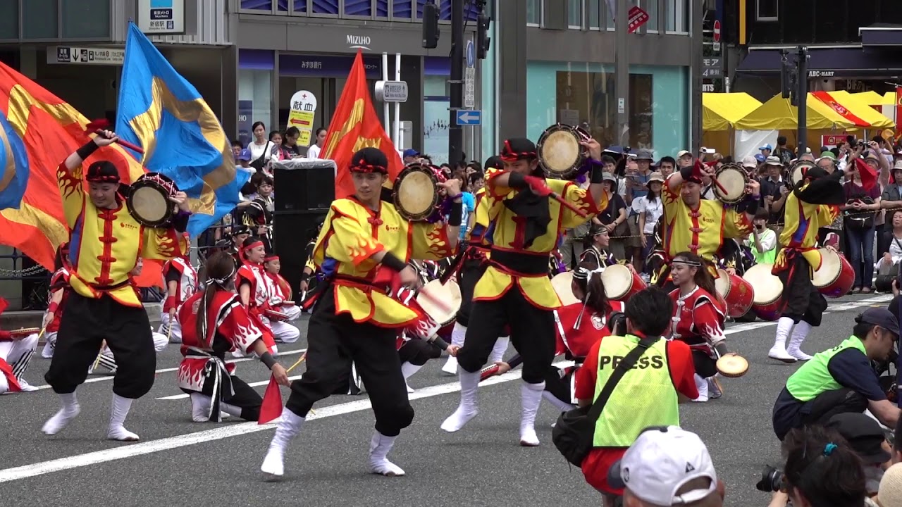 昇龍祭太鼓（アルタ前）in 新宿エイサーまつり 2019
