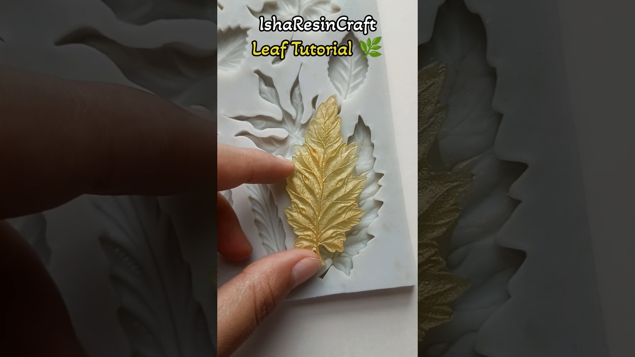 DIY RESIN Leaf Keychains 🌿✨ | DIY Resin Art🍂"