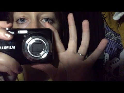 Freshening up your makeup and hair and taking your pics! 💛ASMR lofi