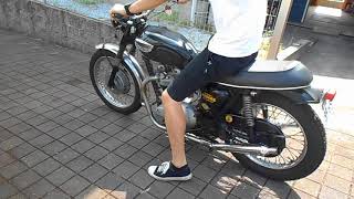 トライアンフ TR6 1969年式 ① - YouTube