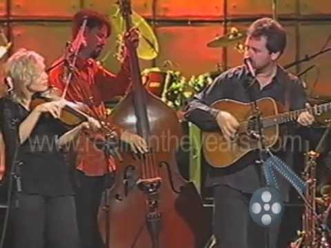 alison-krauss-&-union-station-"man-of-constant-sorrow"-live-2003-(reelin'-in-the-years-archives)