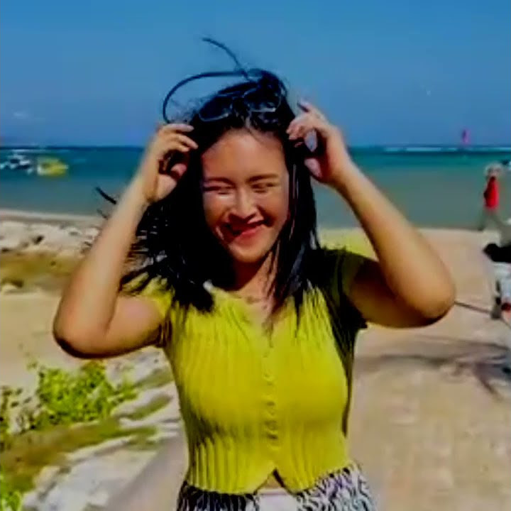 Story wa || halu lagi sama cewek