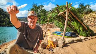 Solo Australian Bushcraft: Building a Natural Shelter by the River