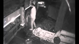 Mazot Hırsızı Depoyu Böyle Boşalttı