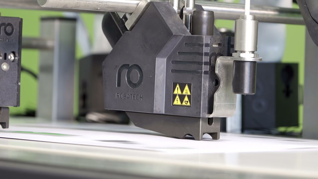 Hot melt adhesive application live on demo belt | Robatech