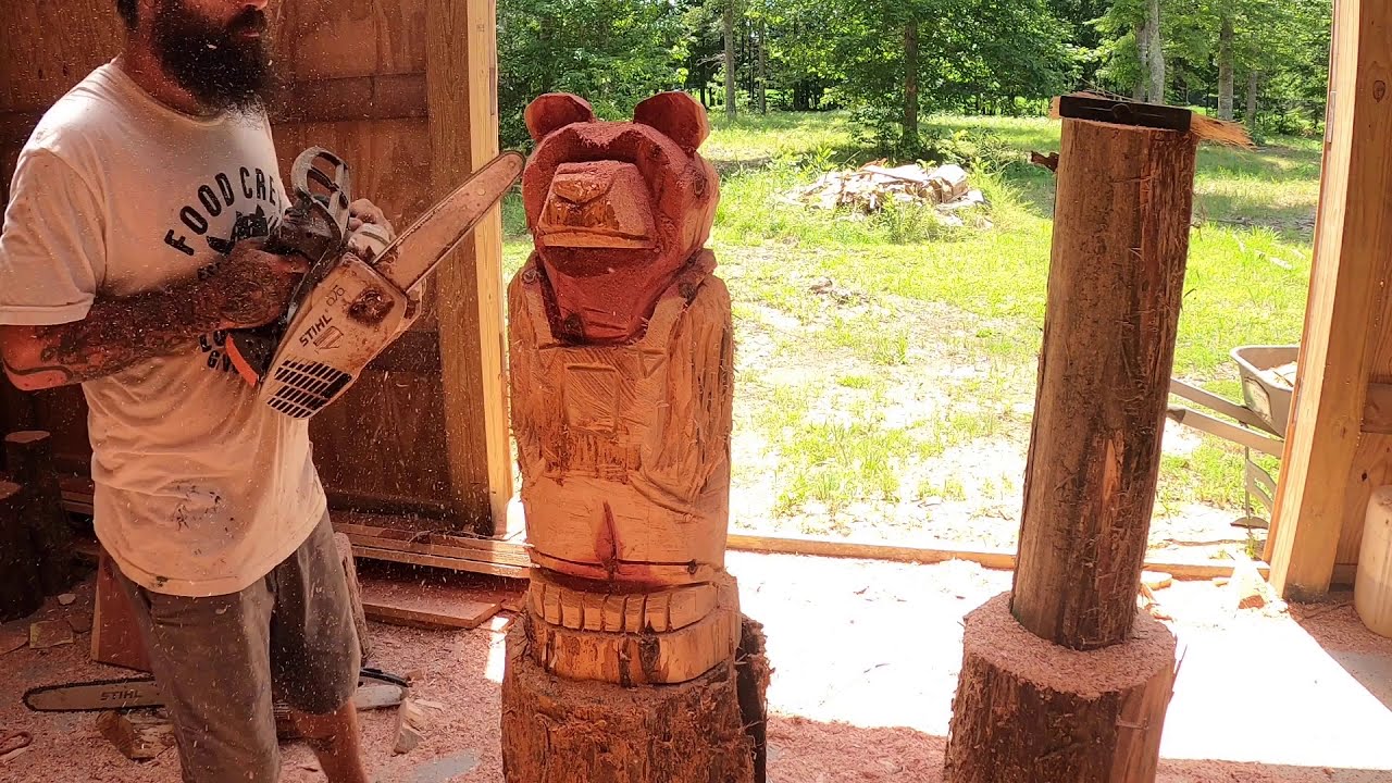 how I chainsaw carved a hillbilly bear time lapse - YouTube