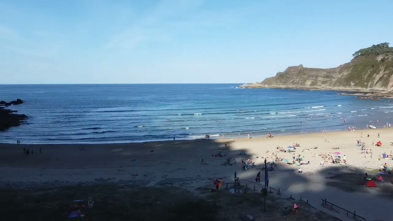 Playa de San Pedro de la Ribera ( o de Bocamar) Cudillero #AVistaDeDrone #Mavic