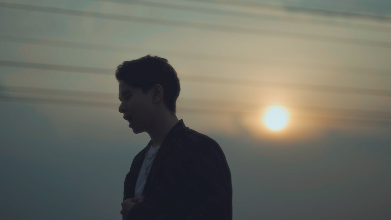 CHITSWIFT - ตัวภาระ [Official Music Video 4K] - YouTube
