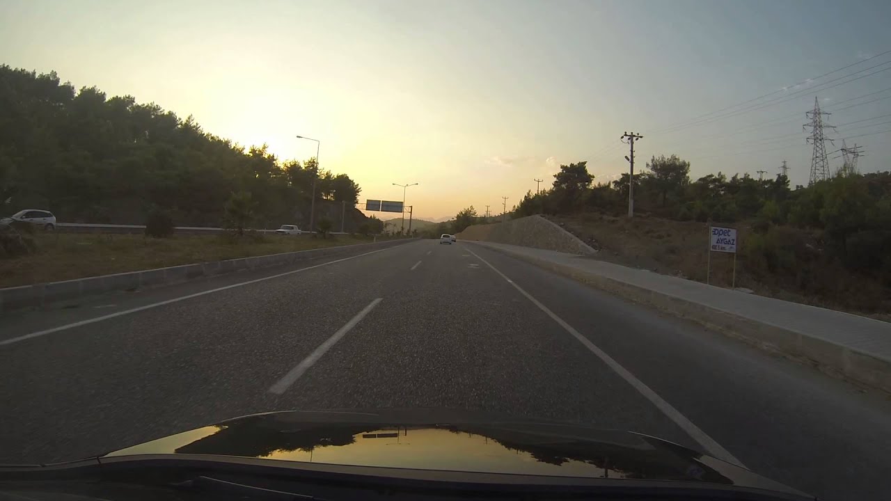 MERCEDES CLA 200 AMG VS OPEL CORSA OPC NURBURGRING EDITION