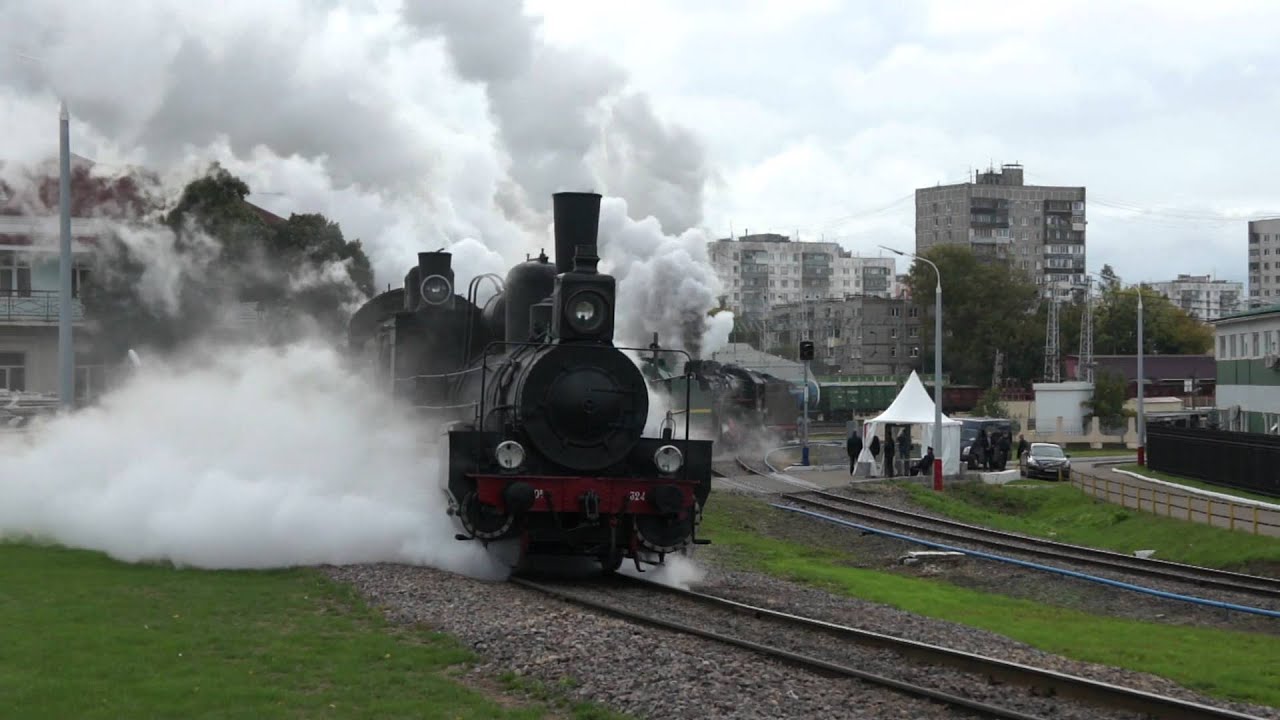 Подготовка паровозов к параду