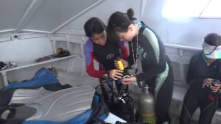 05022015 NITROX gas analysis practice-Emily guides Y.Y.