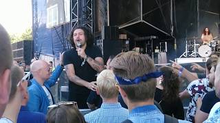 Video thumbnail of "Gang of Youths - Magnolia (NorthSide 2018)"