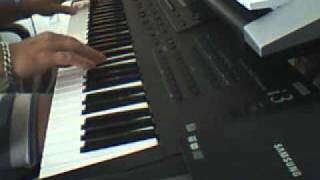 Video thumbnail of "SIGMA-theme from crocodile dundee"