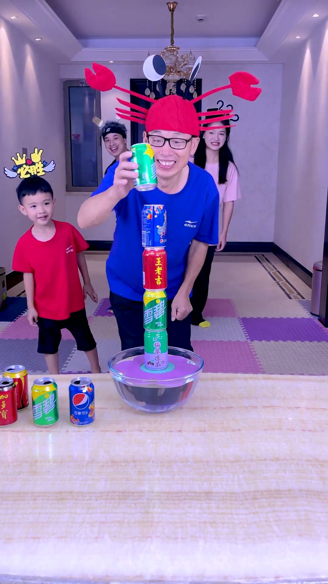 कैन स्टैकिंग चुनौती丨Can Stacking Challenge! How Many Can You Stack?#Funnyfamily #Partygame