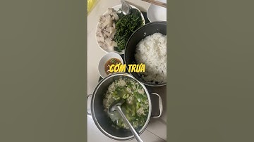 Chưa tới 100k mà có mâm cơm trưa thịnh soạn thế này. Mời các bạn dùng bữa cơm đạm bạc