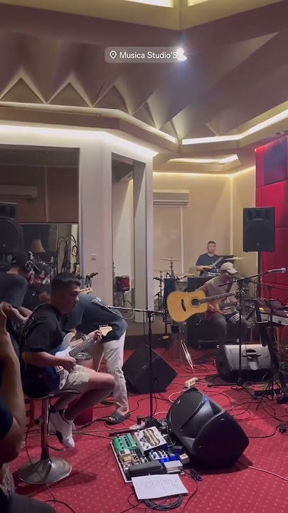intip ungu band latihan