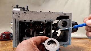 Desmontaje Bomba de Aceite Remalladora Industrial GEMSY GN800 5