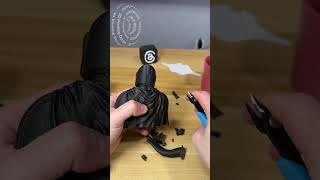 Super Satisfying 3D Printed  Mandalorian Support Removal Asmr