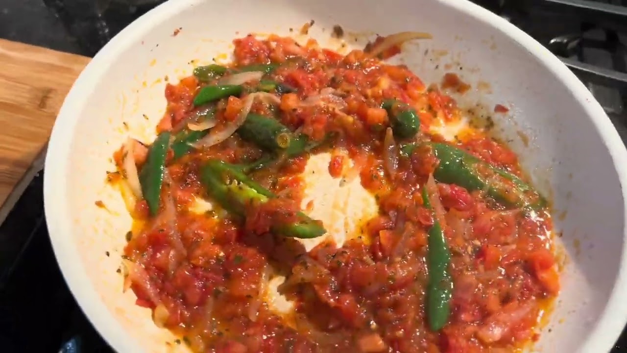 Hoy me tocó descansar, y cosine un caldito y sigue lloviendo 