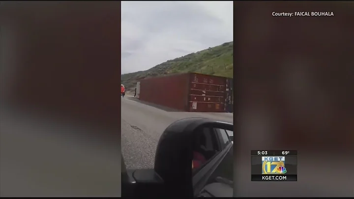 Big rig crash closes lanes on Interstate 5 near Castaic