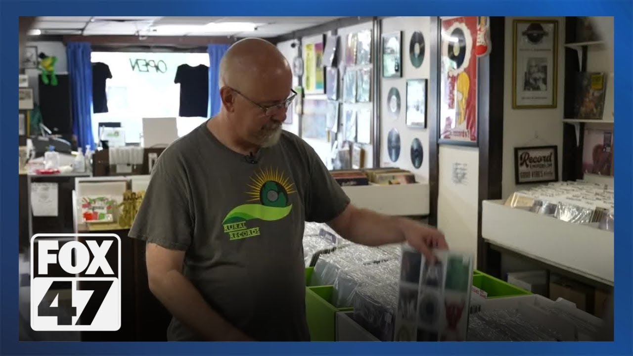 Grand Ledge record shop keeps the history of vinyl alive - YouTube